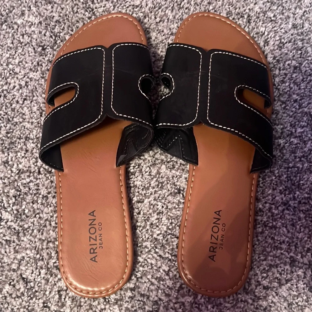 Sandals - Picture 1 of 1